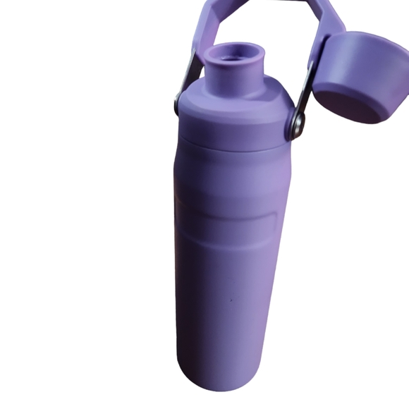 Stanley 24 oz. AeroLight IceFlow Bottle with Fast Flow Lid - Picture 2 of 3